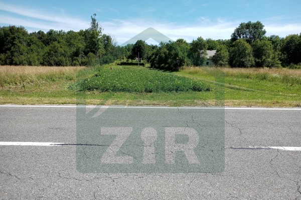 Zemljište s građevinskom dozvolom - Medak, Gospić