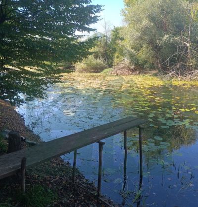 Zemljište uz rijeku, Gospić, 5000 m²  cijena