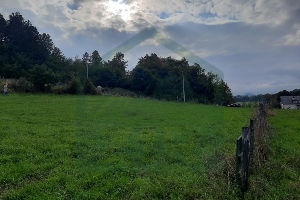 Građevinsko zemljište u Perušiću, 2851 m²