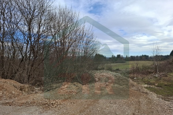 Zemljište u Lici, Gospić, 49 000 m² !