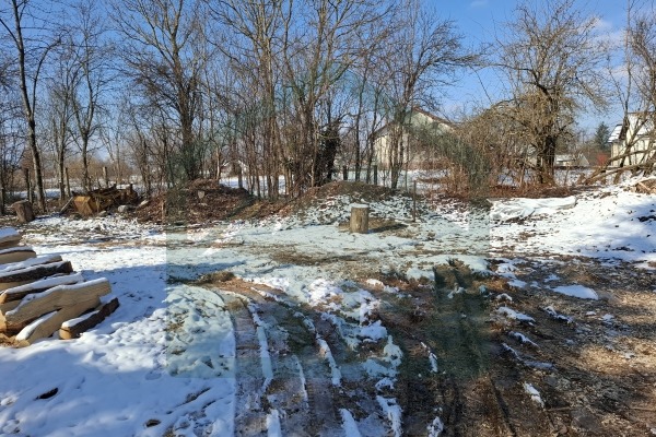 Zemljište u Gospiću, 25000 m² !