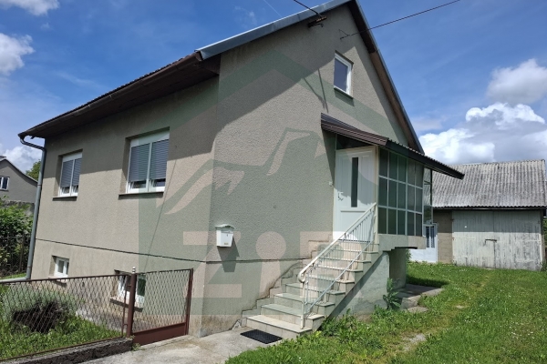 SNIŽENO - Kuća u centru Gospića!