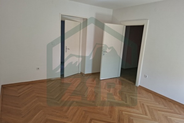 Dvosoban stanu Gospiću, 56 m²!