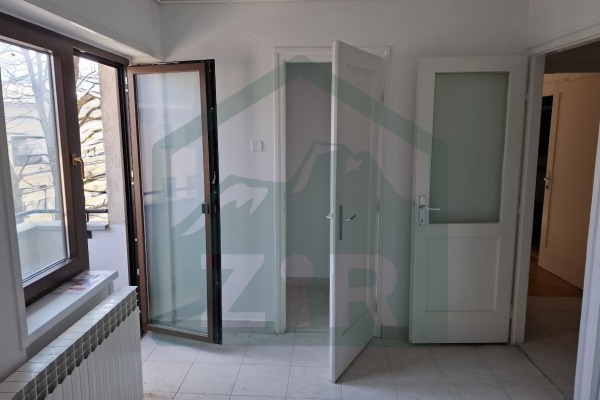 Dvosoban stanu Gospiću, 56 m²!