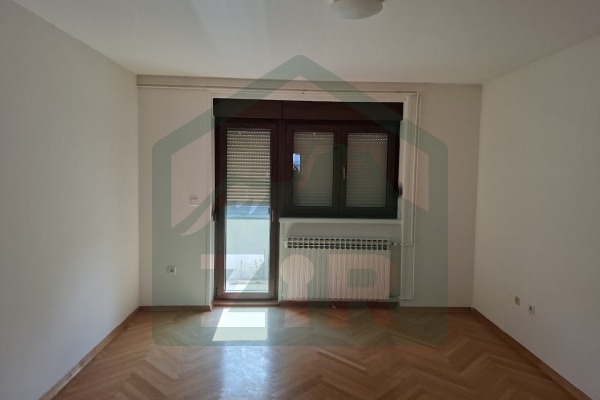 Dvosoban stanu Gospiću, 56 m²!