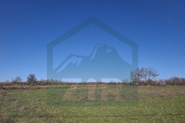 Zemljište u Lici, Gospić, 51000 m²