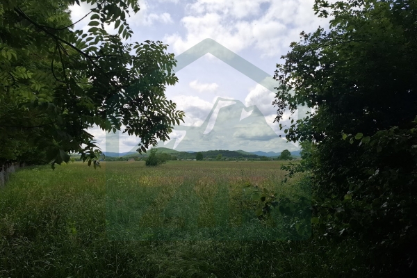 Poljoprivredno zemljište 5000 m², Perušić