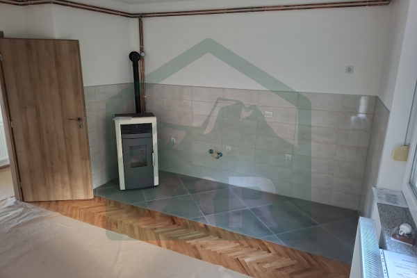 Two-Bedroom Apartment in Gospić, 63 m²!