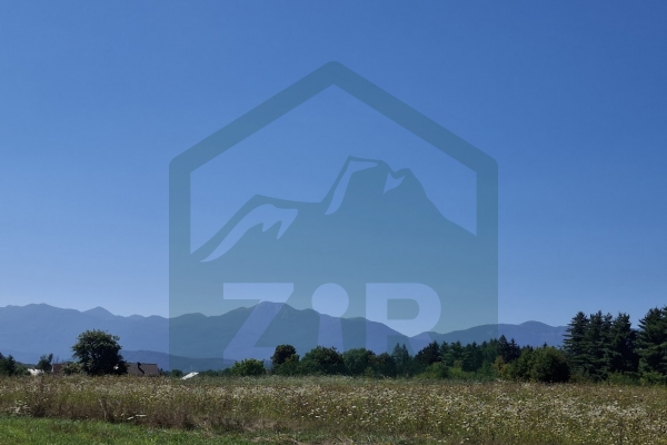 Građevinsko zemljište u Gospiću, 7000 m²