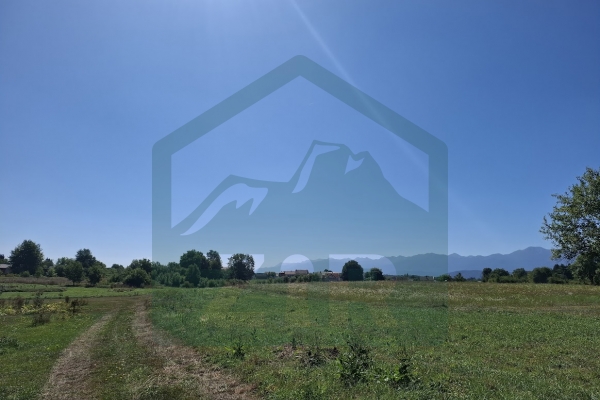 Građevinsko zemljište u Gospiću, 7000 m²