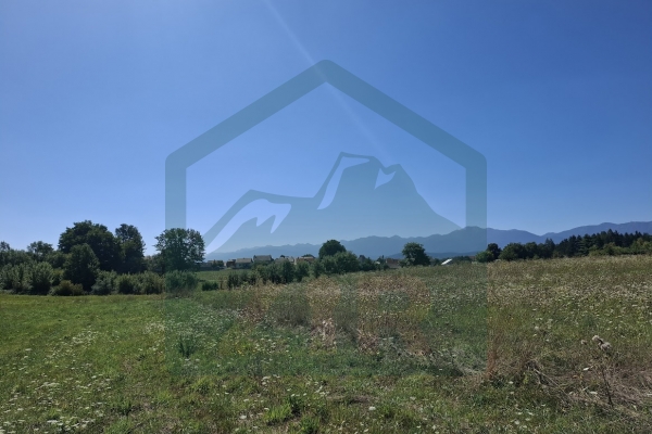 Građevinsko zemljište u Gospiću, 7000 m²