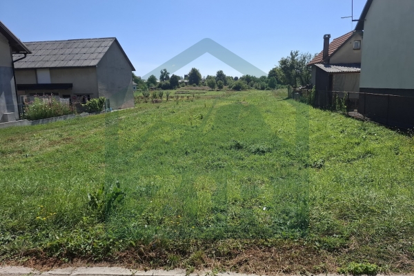 Građevinsko zemljište u Gospiću, 7000 m²