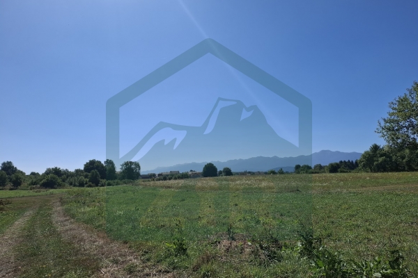 Građevinsko zemljište u Gospiću, 7000 m²