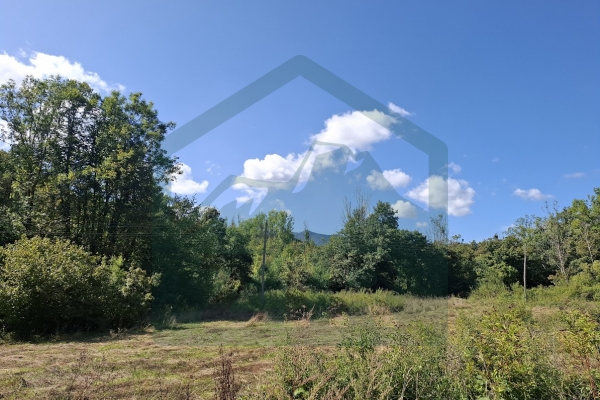 Građevinsko i poljoprivredno zemljište u Metku, 41000 m²!