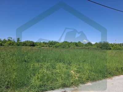 Građevinsko zemljište u Gospiću, površine 1200 m²  cijena