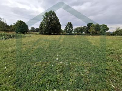 Građevinsko zemljište sa gosp. zgradom u Ličkom Ribniku, 1600 m² cijena