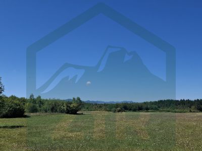 Građevinsko i poljoprivredno zemljište u Gospiću, 9500 m² cijena